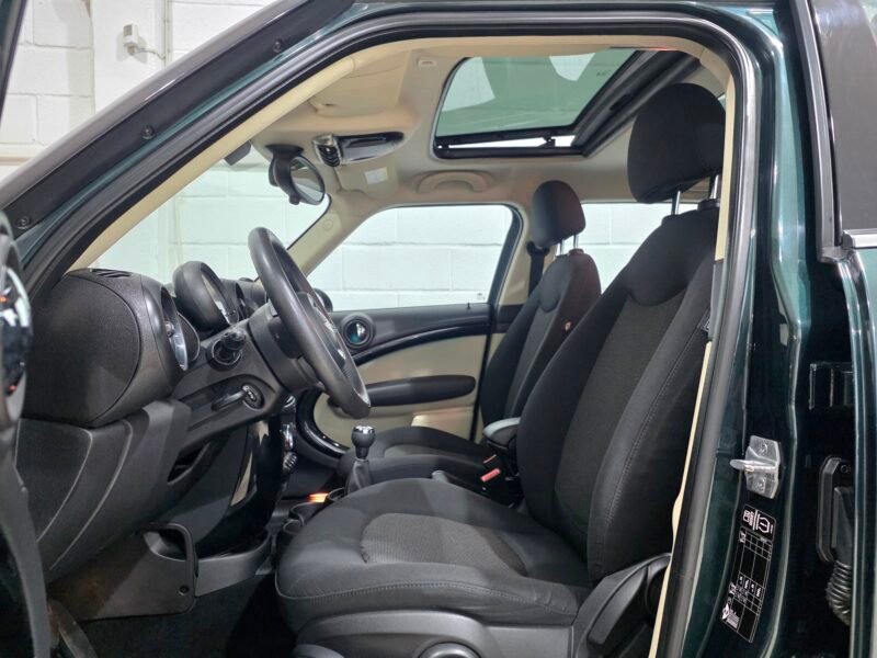 MINI COUNTRYMAN One D