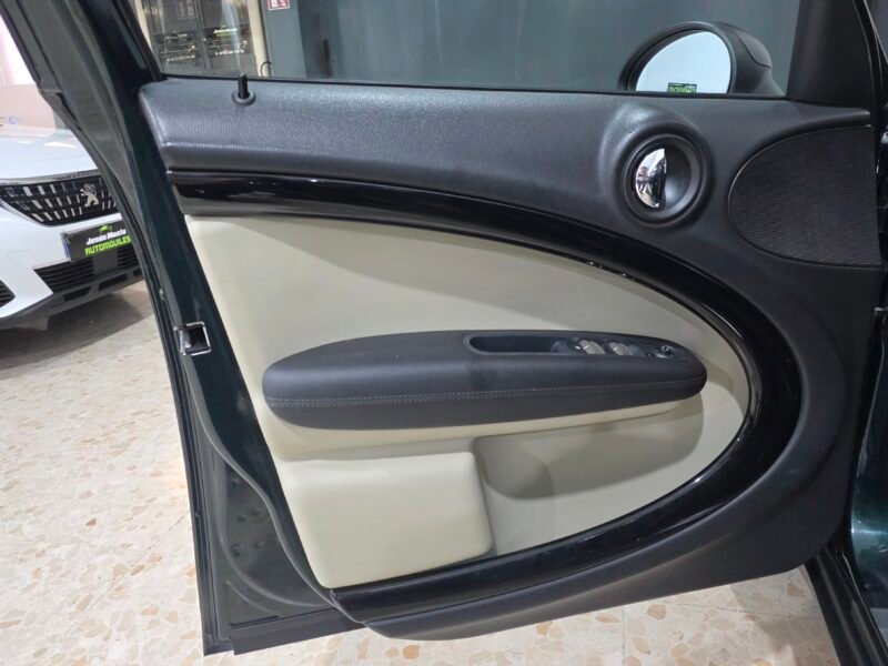 MINI COUNTRYMAN One D