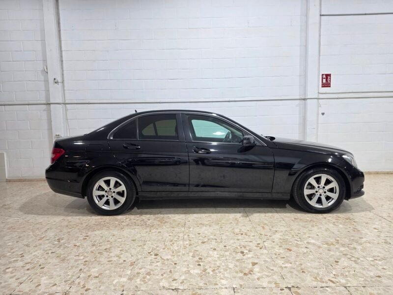 MERCEDES-BENZ C 200 cdi be