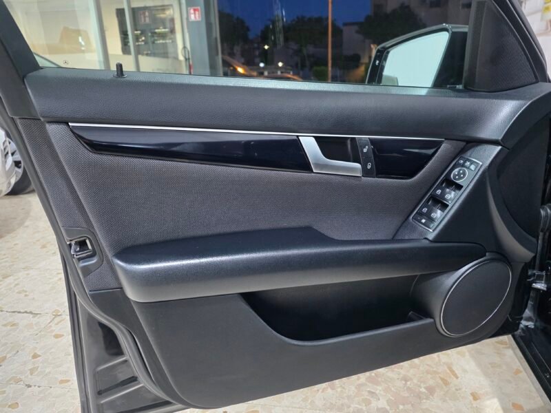 MERCEDES-BENZ C 200 cdi be