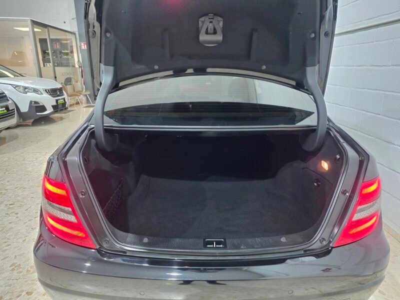 MERCEDES-BENZ C 200 cdi be