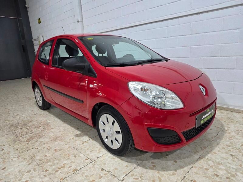 RENAULT Twingo Authentique