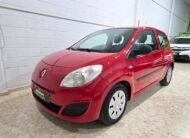 RENAULT Twingo Authentique
