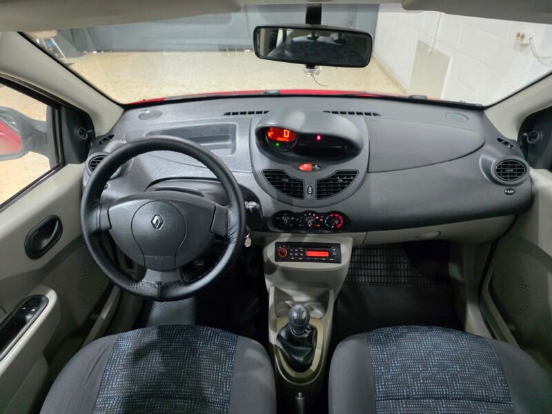 RENAULT Twingo Authentique