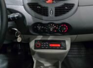 RENAULT Twingo Authentique