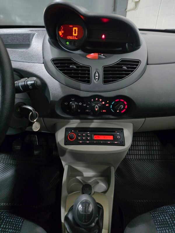 RENAULT Twingo Authentique