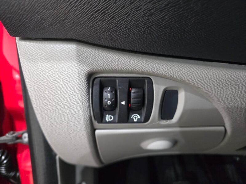 RENAULT Twingo Authentique