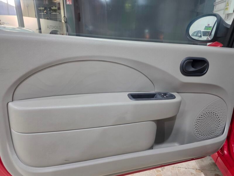 RENAULT Twingo Authentique