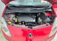 RENAULT Twingo Authentique