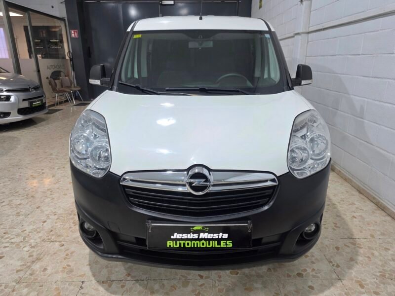 OPEL Combo Life cdti 5 plazas