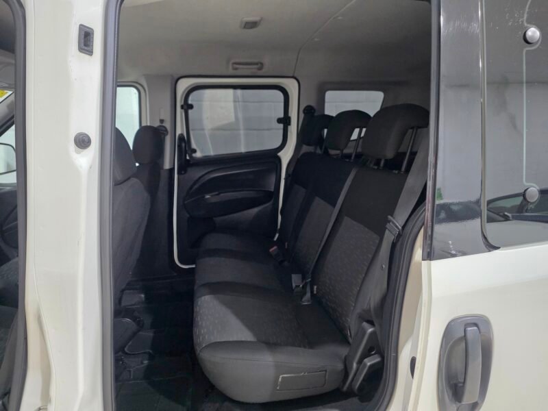 OPEL Combo Life cdti 5 plazas