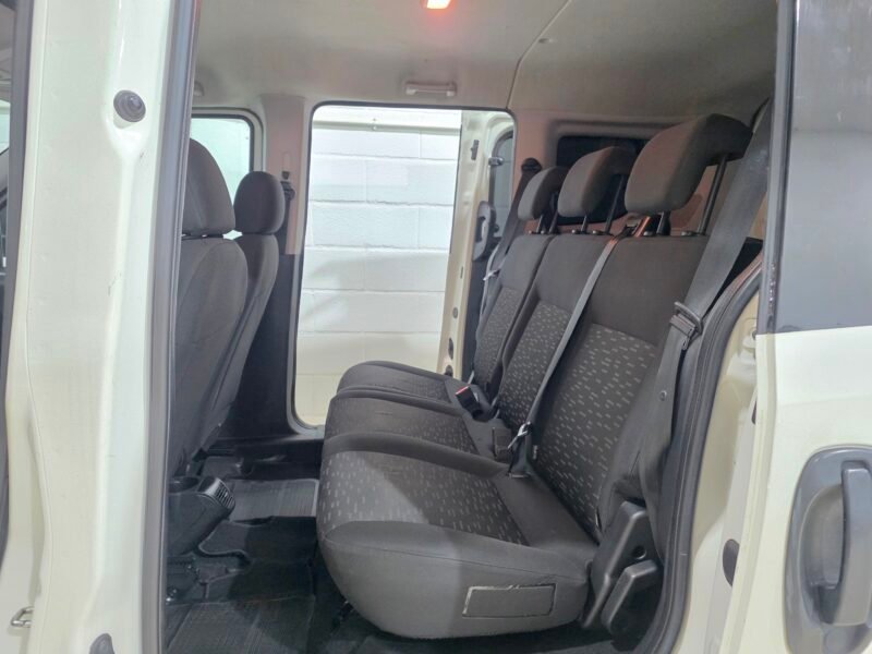 OPEL Combo Life cdti 5 plazas