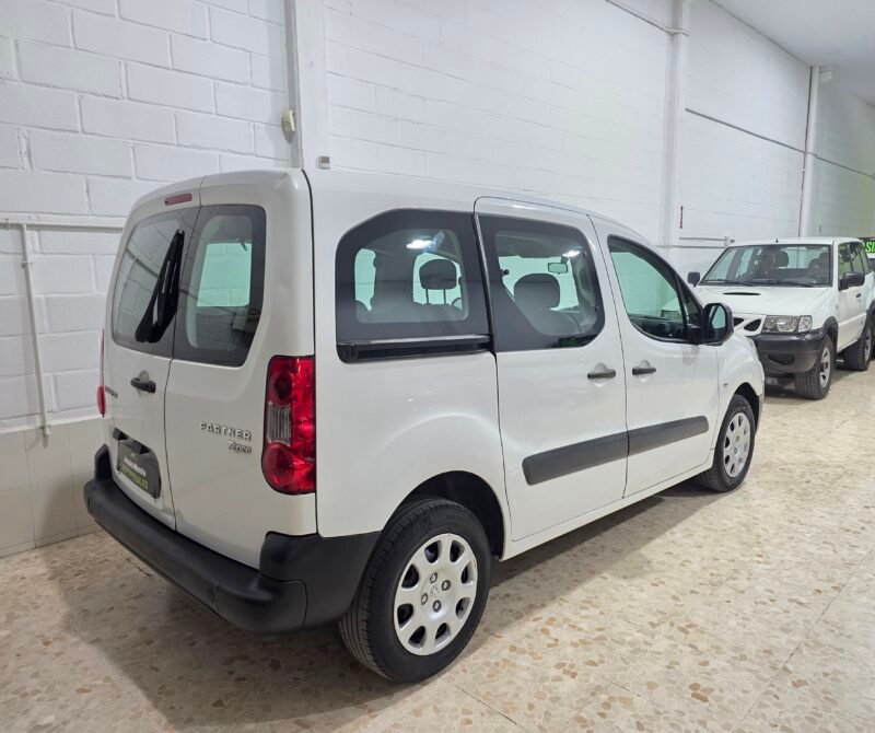 PEUGEOT Parnert 1.6 hdi
