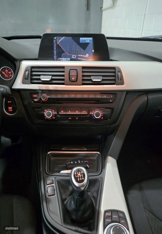 BMW Serie 3 318 d Xdrive touring