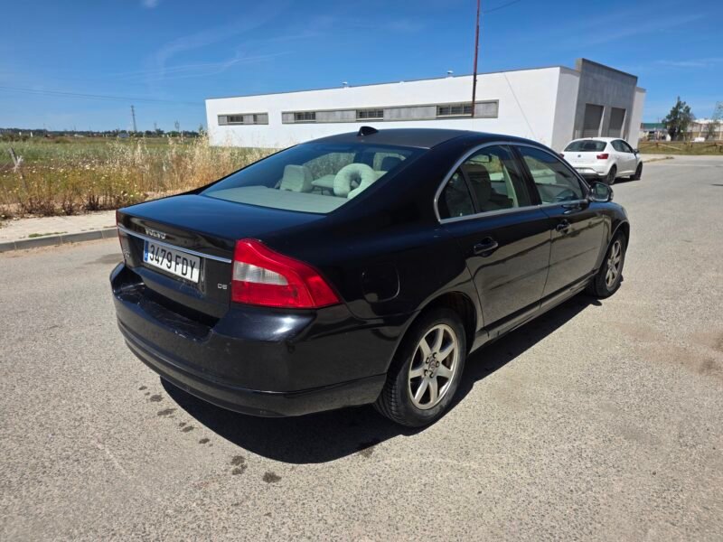 VOLVO S80 Momentum