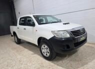 TOYOTA Hilux d4d doble cabina 4×4