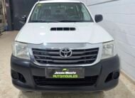 TOYOTA Hilux d4d doble cabina 4×4
