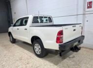 TOYOTA Hilux d4d doble cabina 4×4