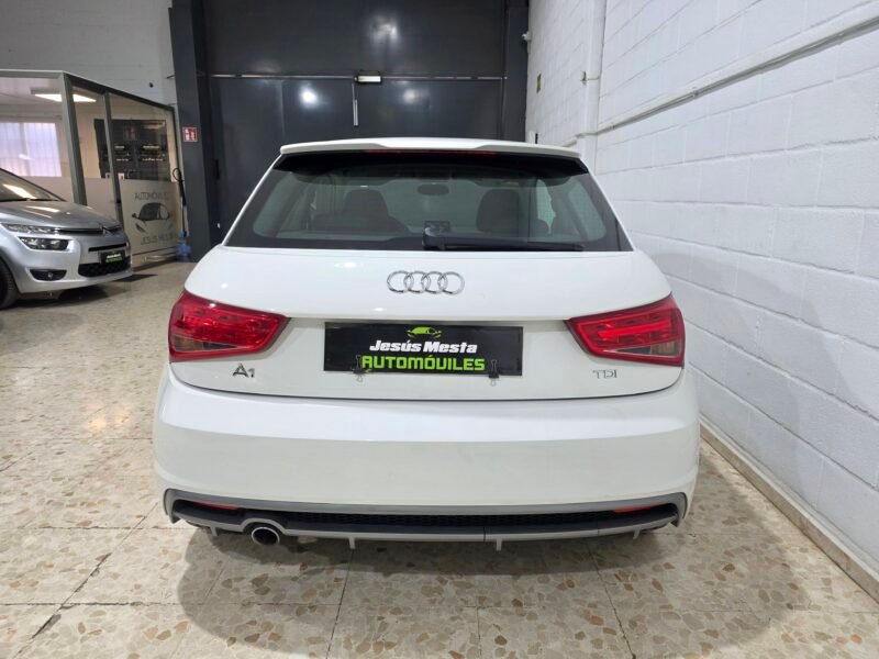 AUDI A1 1.6 tdi sline