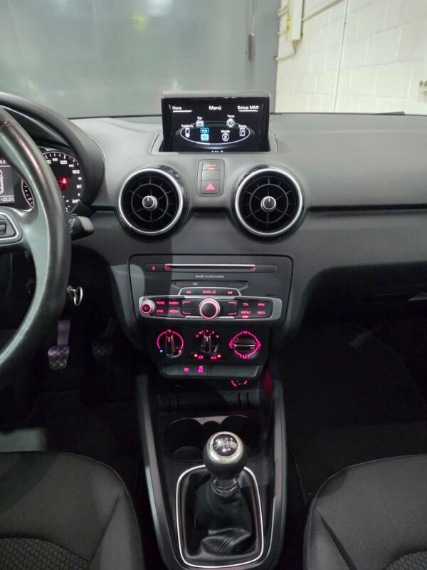 AUDI A1 1.6 tdi sline