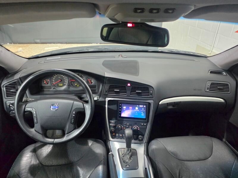 VOLVO Xc70 Momentum 4×4