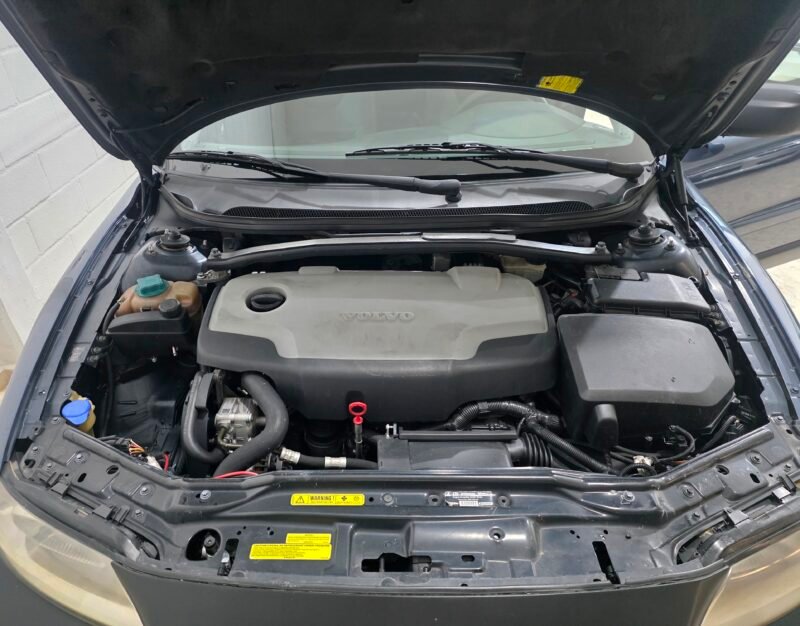 VOLVO Xc70 Momentum 4×4