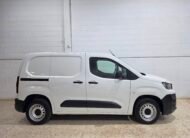 PEUGEOT Parnert 1.6 hdi Talla M