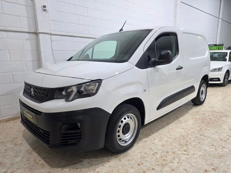 PEUGEOT Parnert 1.6 hdi Talla M