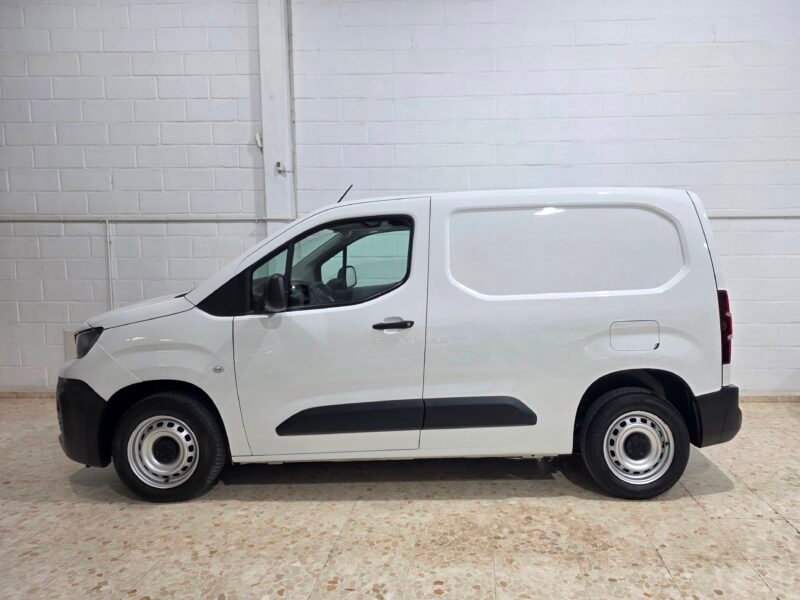 PEUGEOT Parnert 1.6 hdi Talla M