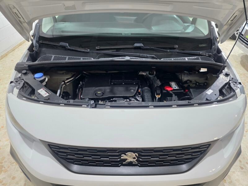 PEUGEOT Parnert 1.6 hdi Talla M