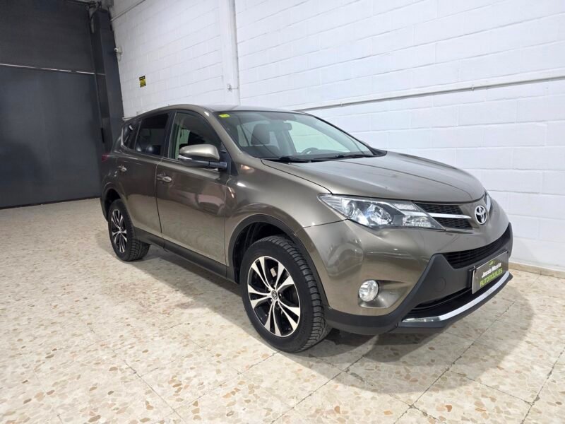 TOYOTA Rav4 Advance 4×4