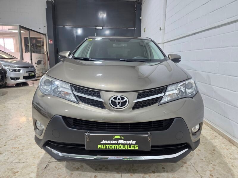 TOYOTA Rav4 Advance 4×4