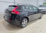 VOLVO V40 2.0D2