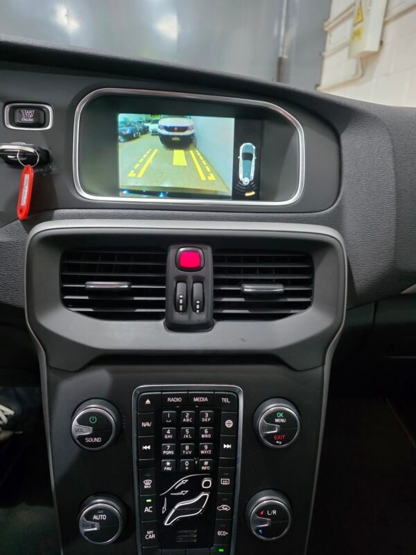 VOLVO V40 2.0D2