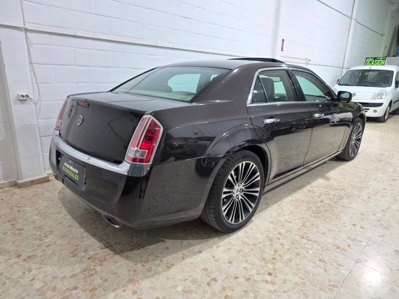 Lancia Thema 3.0 crdi limited