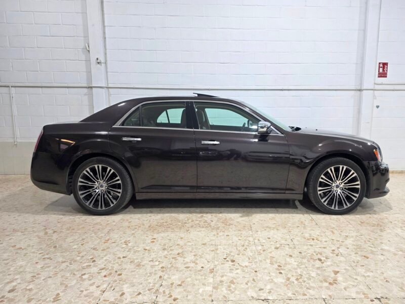 Lancia Thema 3.0 crdi limited