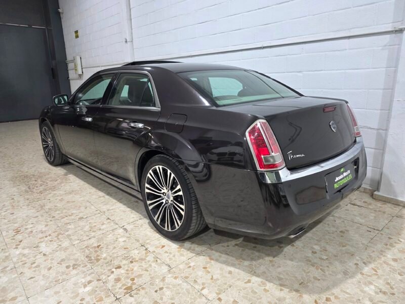 Lancia Thema 3.0 crdi limited