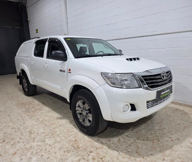 TOYOTA Hilux VX doble cabina d4d