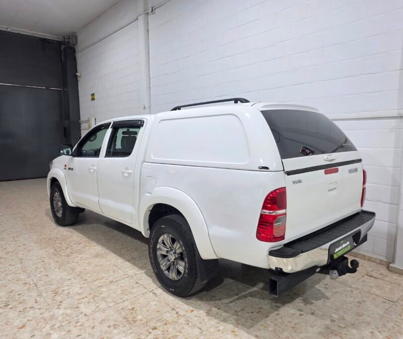 TOYOTA Hilux VX doble cabina d4d
