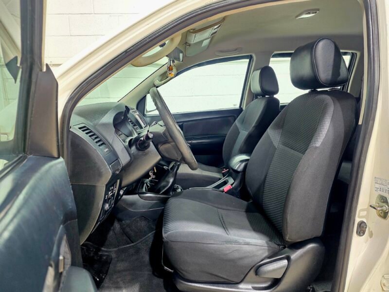 TOYOTA Hilux VX doble cabina d4d