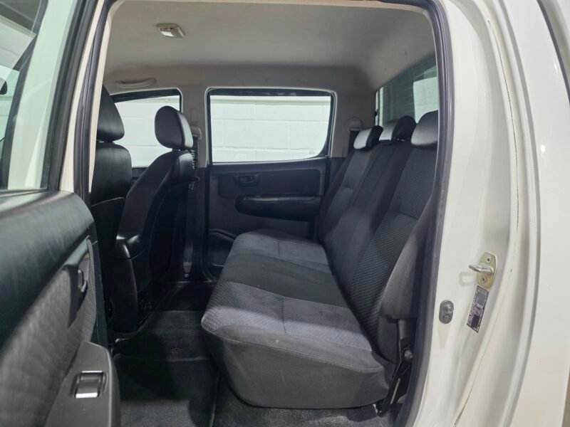 TOYOTA Hilux VX doble cabina d4d