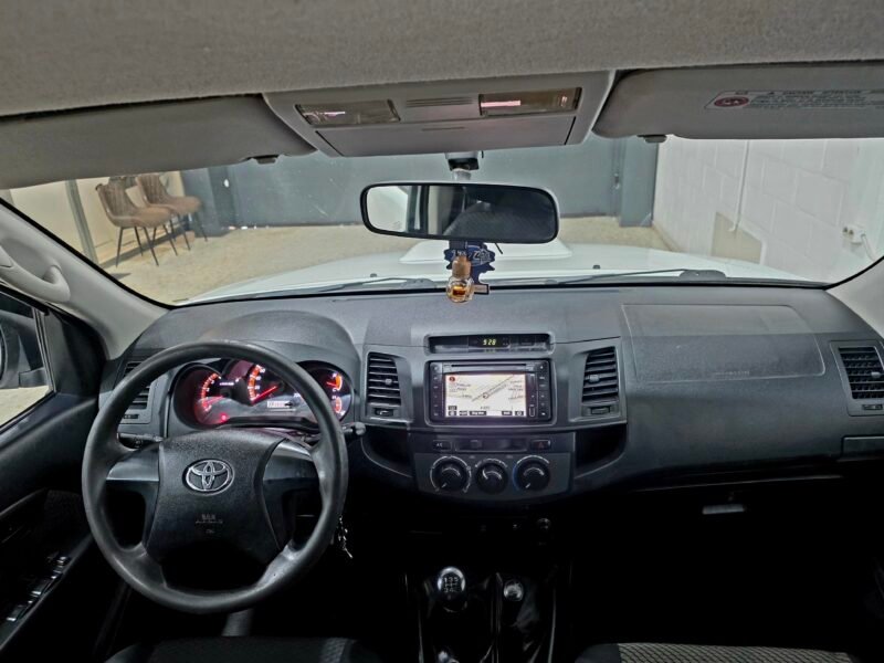 TOYOTA Hilux VX doble cabina d4d