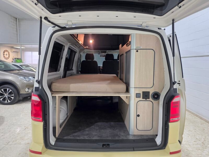 VOLKSWAGEN Transporter california camper 2.0 TDI BMT