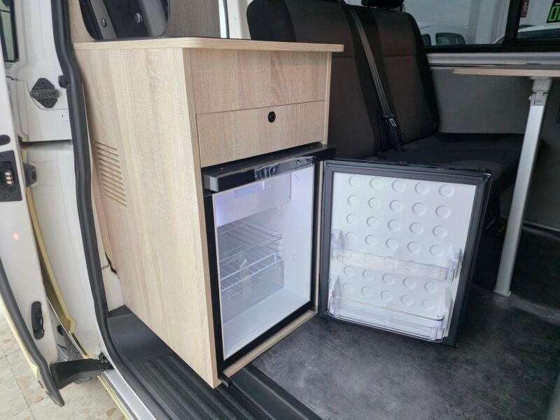 VOLKSWAGEN Transporter california camper 2.0 TDI BMT