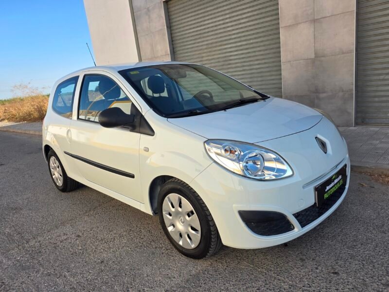 RENAULT Twingo 1.2 Authentique