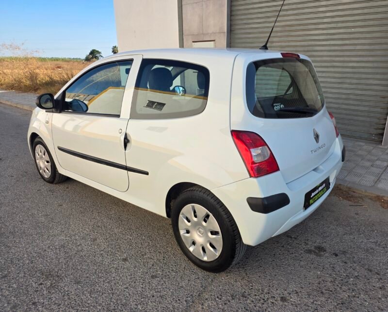 RENAULT Twingo 1.2 Authentique