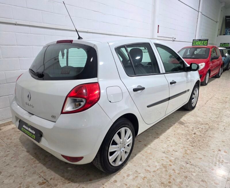 RENAULT Clio 1.5 dci business