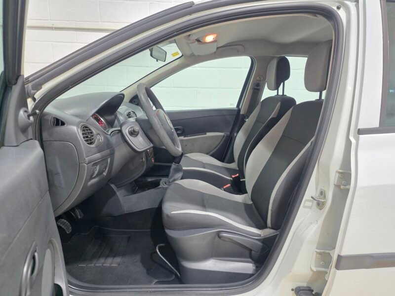 RENAULT Clio 1.5 dci business