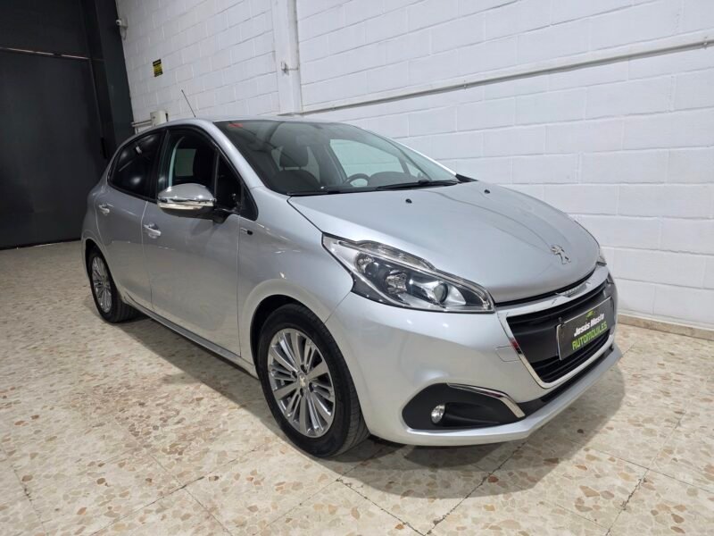 PEUGEOT 208 Style