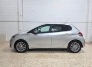 PEUGEOT 208 Style